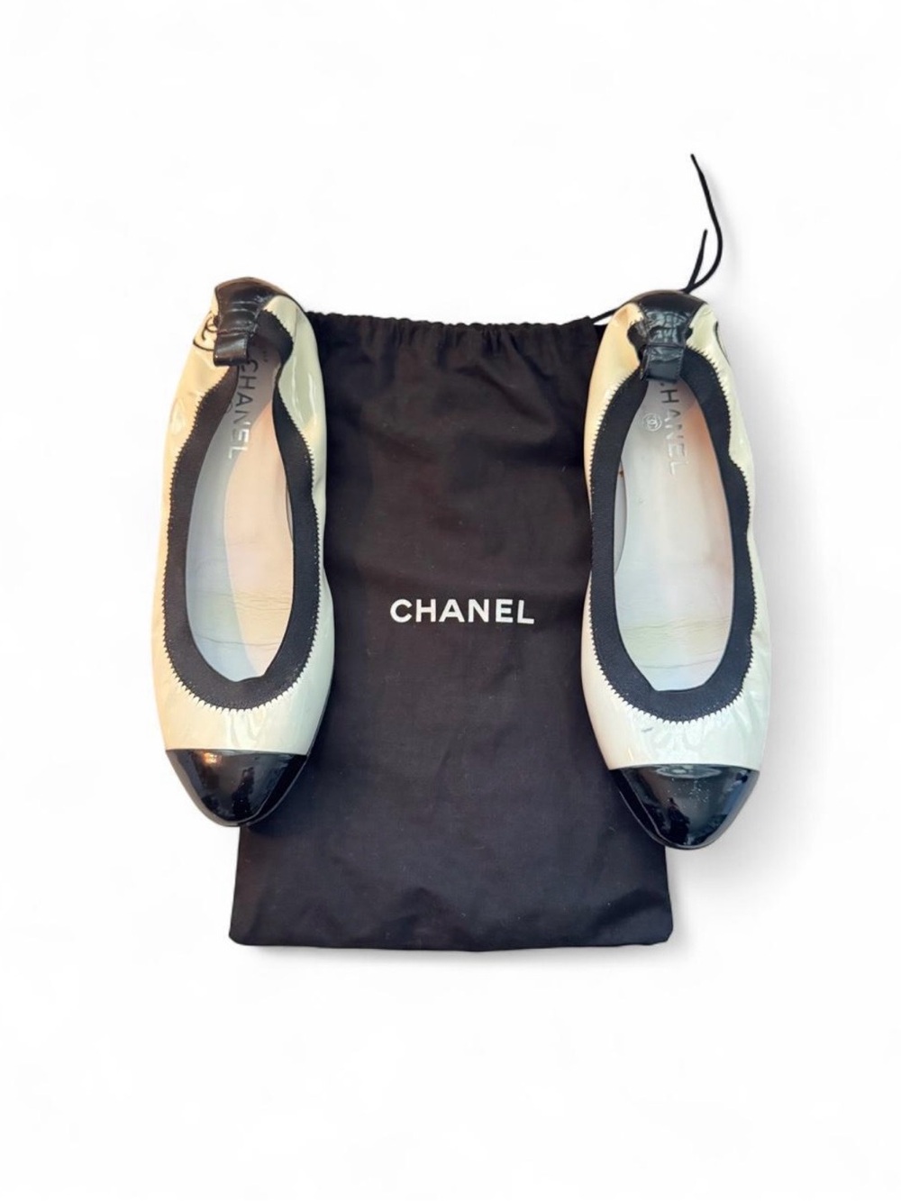 CHANEL Monochrome Patent Leather Elastic Cap Toe Ballet Flats, EU 42 - Picture 2 of 12